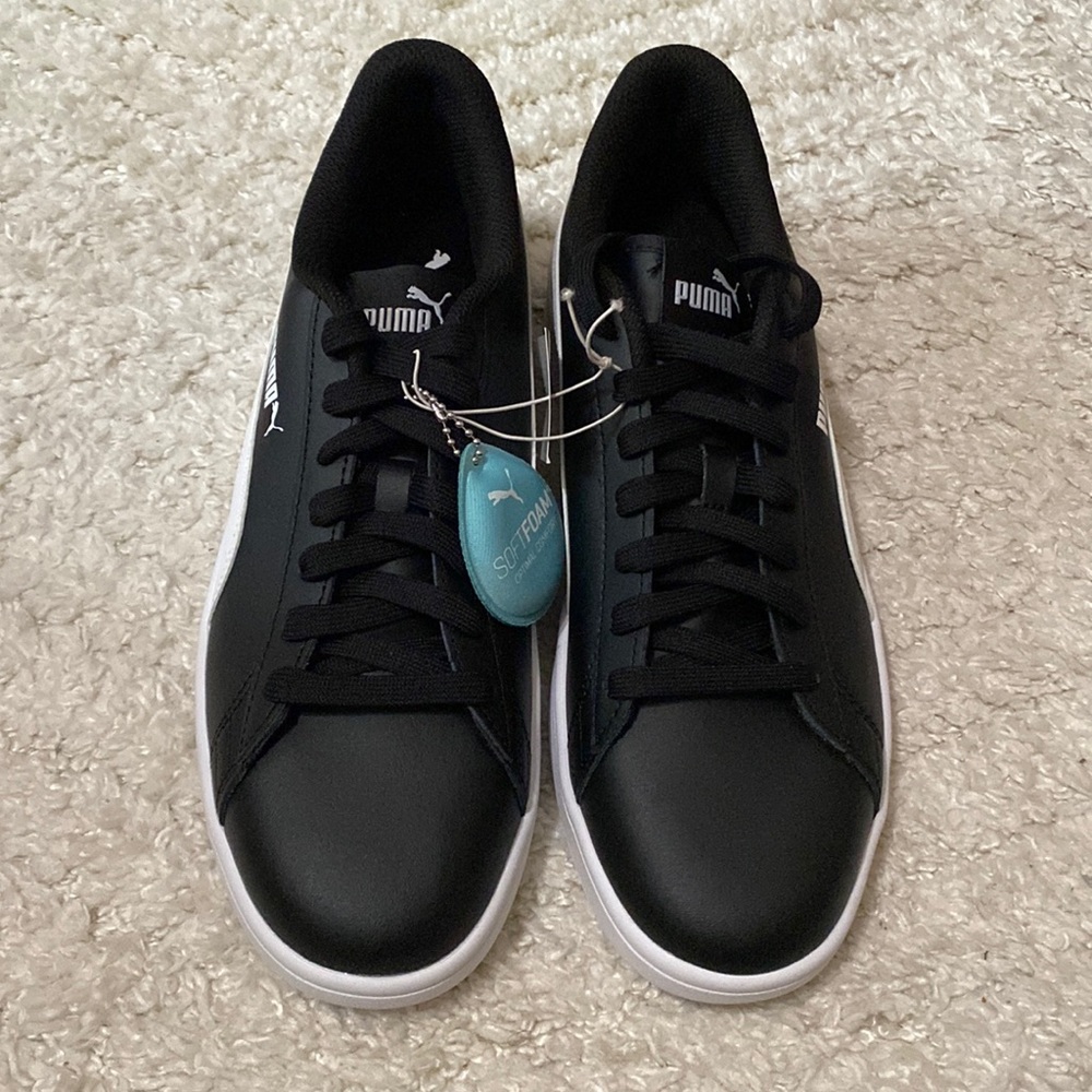 Puma Sneakers